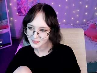 Lilac-Muse live webcam show