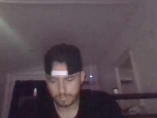 tallhungcloudyy webcam model