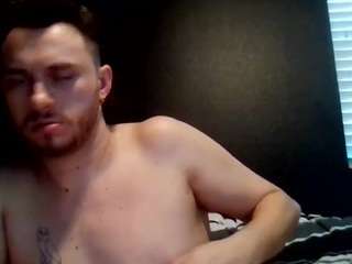 tallhungcloudyy webcam model