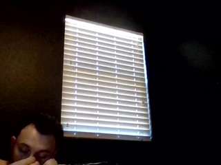 Tallhungcloudyy's cam show statistics and live stream
