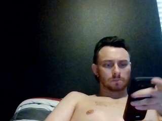 Tallhungcloudyy's cam show statistics and live stream