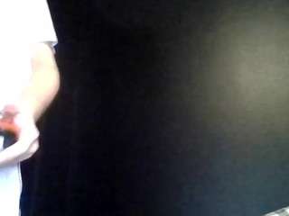 tallhungcloudyy's live room