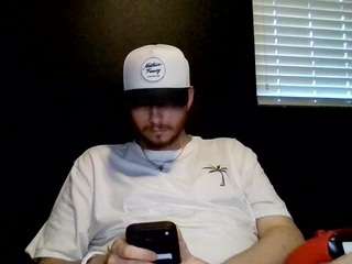 Tallhungcloudyy's cam show statistics and live stream