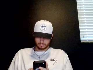 Tallhungcloudyy's cam show statistics and live stream