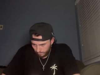 tallhungcloudyy live webcam show
