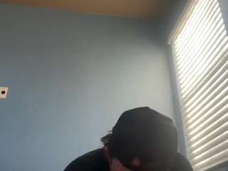 tallhungcloudyy live webcam show