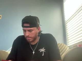tallhungcloudyy live webcam show