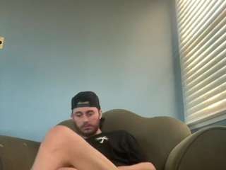 tallhungcloudyy live webcam show