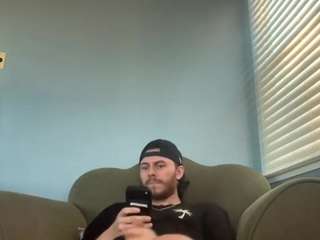 tallhungcloudyy live webcam show