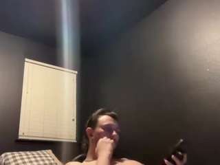 tallhungcloudyy live webcam show