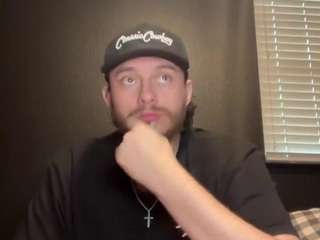 tallhungcloudyy live webcam show