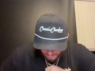 tallhungcloudyy live webcam show