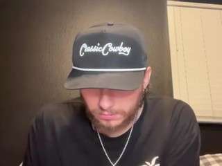 tallhungcloudyy live webcam show