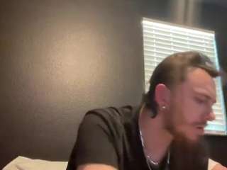 tallhungcloudyy live webcam show