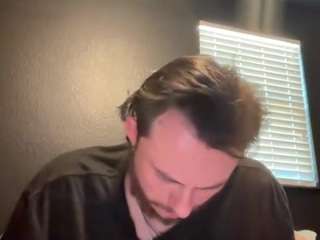 Tallhungcloudyy's cam show statistics and live stream