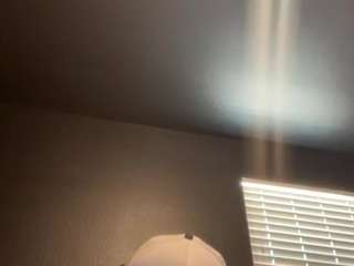 tallhungcloudyy private show