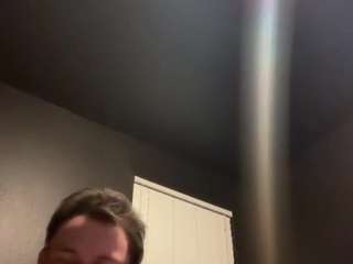 tallhungcloudyy live webcam show
