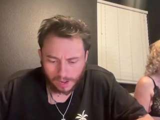 tallhungcloudyy live webcam show