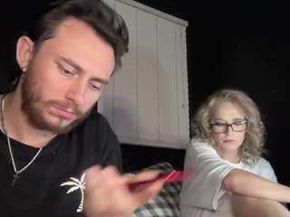 tallhungcloudyy live webcam show
