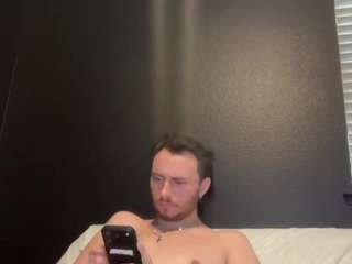 tallhungcloudyy's live room