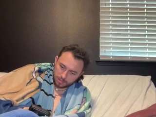 tallhungcloudyy live webcam show