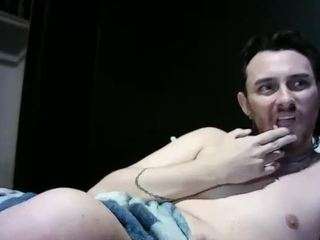 tallhungcloudyy live webcam show