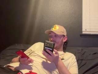 Tallhungcloudyy's cam show statistics and live stream