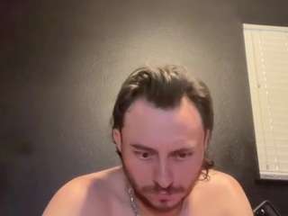 tallhungcloudyy live cam preview
