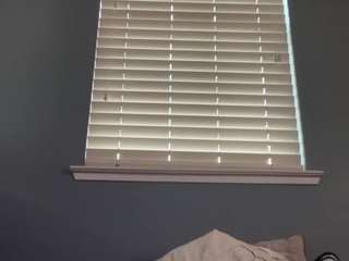 tallhungcloudyy's live room