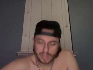 tallhungcloudyy's live room