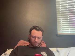 tallhungcloudyy's live room