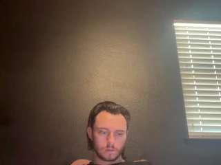 tallhungcloudyy's live room