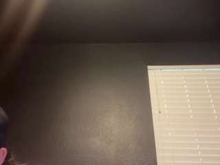tallhungcloudyy webcam model