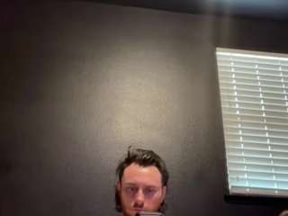tallhungcloudyy live cam preview