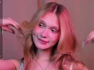 Dit model is nu live. adelinecrash