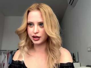 le modèle aminaeberspacher est en webcam porno dans un show sur le site camsoda, il possède les tags suivants: ahegao,spank,nipple piercings,no drinking,orgasm,public,pussy,sex toys,sexy,skinny,solo,squirter,anal toys,strip,striptease,tattoos,tease,teen 18,tittyfuck,twerk