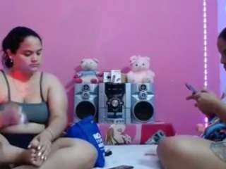 brunnette-hot
