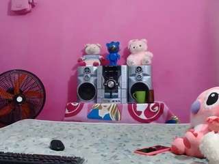 brunnette-hot