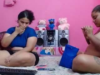 brunnette-hot