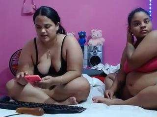 brunnette-hot
