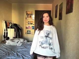 Ellie live cam preview