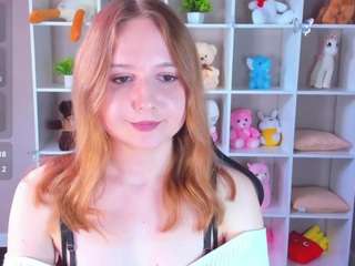 emmaa-kimm Live Webcam on CamSoda