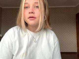 josefinelathen Live Webcam on CamSoda