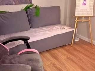 juliashyy live webcam show