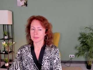 Live cam show with LeticiaRomano