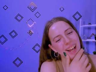 le modèle luna-noct est en webcam porno dans un show sur le site camsoda, il possède les tags suivants: anal toys,ass bouncing,ass clapping,blowjob,drinking,feet,fingering,lovense,sexy,teen 18,toys,young adult,hd
