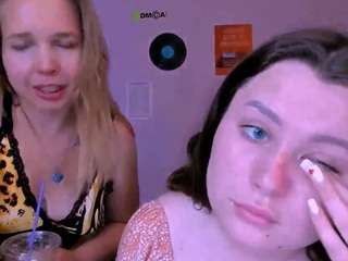le modèle luna-noct est en webcam porno dans un show sur le site camsoda, il possède les tags suivants: anal toys,ass bouncing,ass clapping,blowjob,drinking,feet,fingering,lovense,sexy,teen 18,toys,young adult,hd