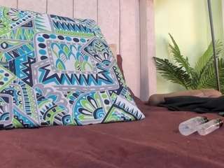 le modèle rosethompson19 est en webcam porno dans un show sur le site camsoda, il possède les tags suivants: anal,natural,young adult,toys,teen 18,tattoos,squirter,skinny,no smoking,lovense,anal toys,gape,drinking,double penetration,deepthroat,cum in pussy,brown eyes,black hair,hd