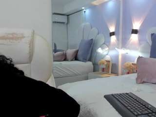 roxydomnin live webcam show