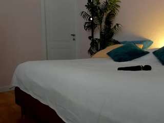 Sasha-Misss live cam — ahegao, smoking, no drinking